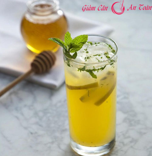 Giảm mỡ bụng nhanh chóng nhờ uống nước chanh pha mật ong mỗi ngày
