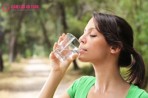 Những cách giúp mẹ sau sinh thắt chặt vòng eo trong những tháng đầu tiên