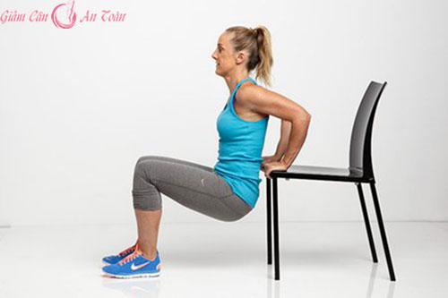 Ba bài tập luyện giảm cân đơn giản với ghế