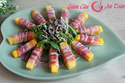 Giảm cân hiệu quả hơn với salad khoai lang thịt xông khói kiểu mới