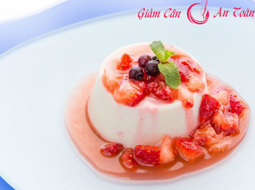 Chế biến Pudding đậu hũ dâu tây giảm cân ngon miệng ngày đầu năm