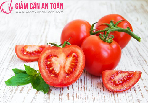 Ăn cà chua mỗi ngày giúp bạn kiểm soát cân nặng tốt hơn