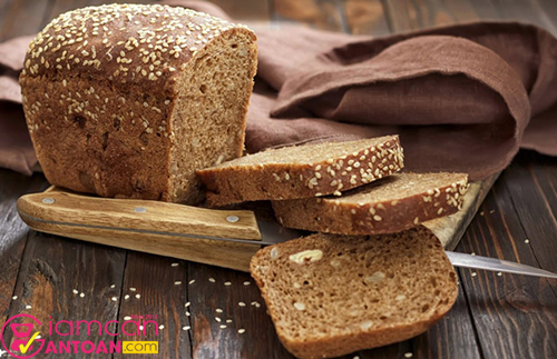 Bánh mì lúa mạch vô hại trong quá trình giảm cân