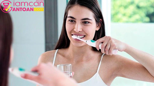 Đánh răng sau khi ăn giúp bạn giảm ăn đánh kể