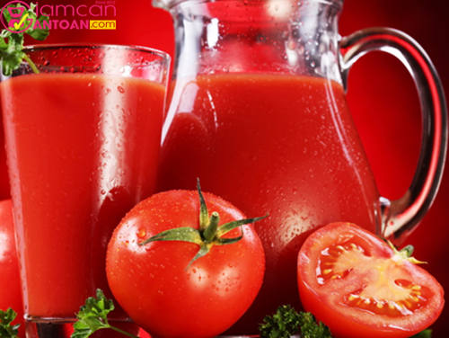 Cà chua là một loại thực phẩm bổ dưỡng rất giàu vitamin A và C rất tốt cho sức khoẻ