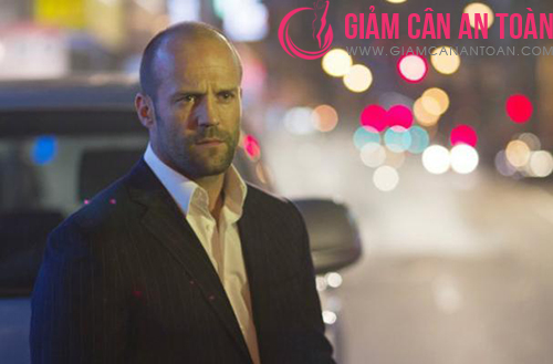 cach-ngoi-sao-hollywood-jason-statham-hinh-thanh-voc-dang-sieu-chuan.5