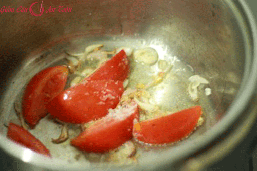 Phong phú thực đơn ăn kiêng với món canh cá nấu cà chua2