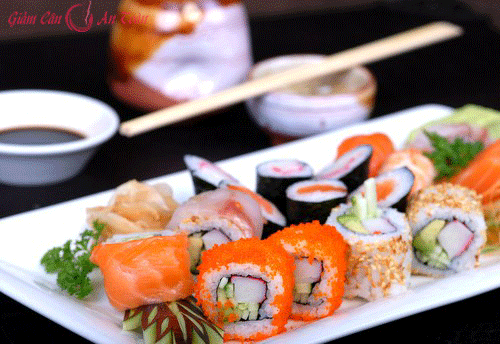 Hướng dẫn cách làm món sushi Nhật giúp giảm cân hiệu quả3