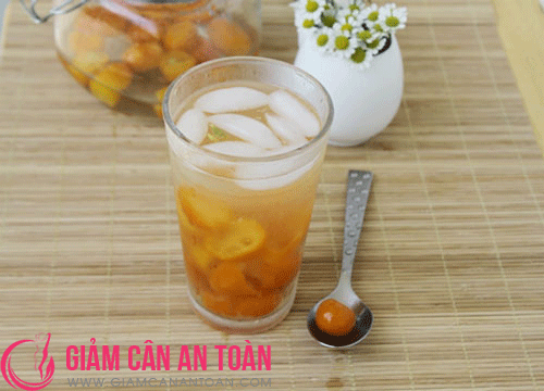 meo-giam-can-nhanh-thanh-loc-co-the-voi-nuoc-chanh-muoi-am