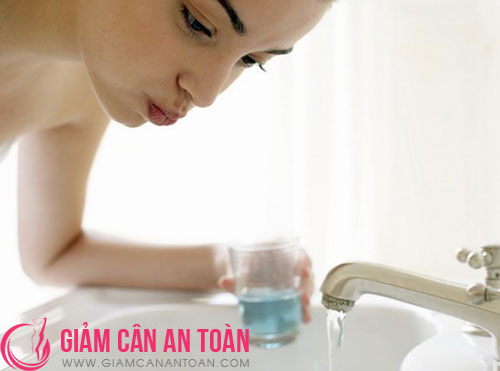 Mẹo giúp chị em làm giảm đau họng đơn giản, hiệu quả nhanh