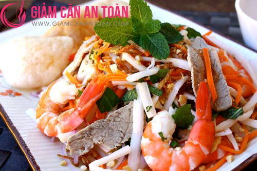 thuc-don-an-kieng-an-toan-voi-mon-salad-tom2