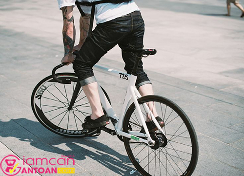 Tư vấn cách đi xe đạp đúng cách giúp người tập giảm cân hiệu quả1