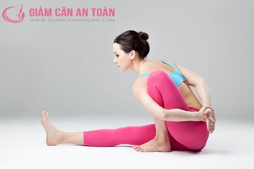 nguoi nhu the nao moi co the tap luyen yoga de giam can 1